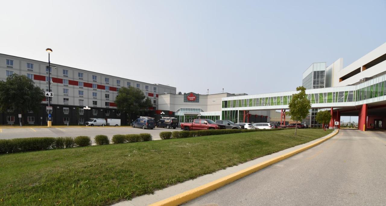 Canad Inns Destination Centre Club Regent Casino Hotel Winnipeg Exterior foto